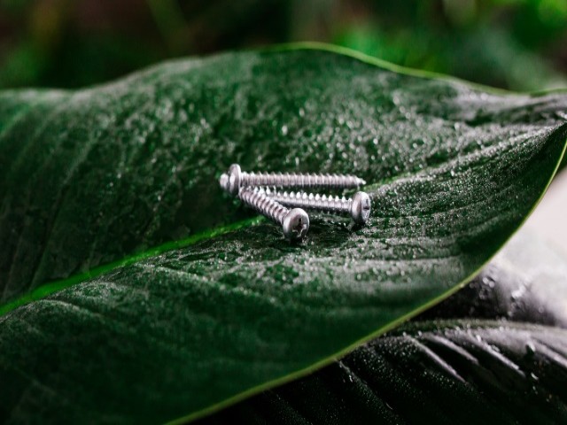 Tapping screw